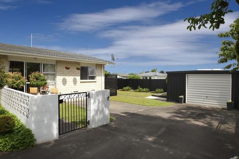 Photo of property in 4/50 Middle Road, Havelock North, 4130