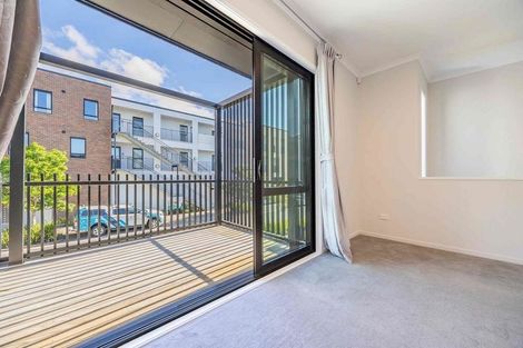 Photo of property in 76 Mapou Road, Hobsonville, Auckland, 0616