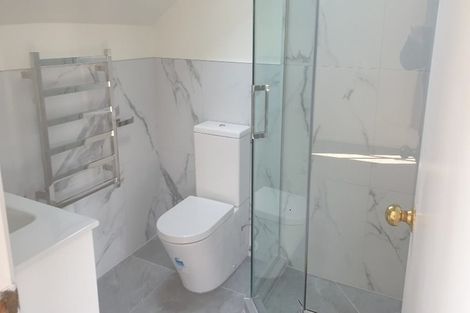 Photo of property in 1/5 Fenwick Avenue, Milford, Auckland, 0620