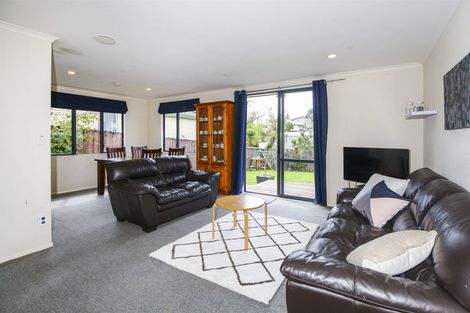 Photo of property in 7 Wheaton Place, Glen Eden, Auckland, 0602