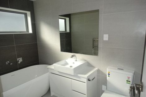 Photo of property in 5 Pihoihoi Place, Hobsonville, Auckland, 0616