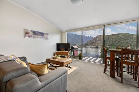 Photo of property in Elkridge Apartments, 1-21/64a Marina Drive, Frankton, Queenstown, 9300