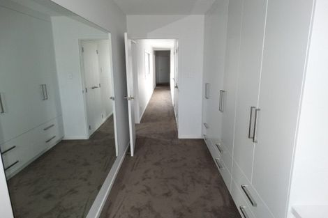 Photo of property in 5 Pihoihoi Place, Hobsonville, Auckland, 0616