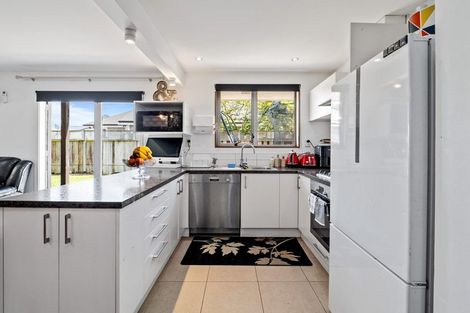 Photo of property in 2/31 Taylors Avenue, Bryndwr, Christchurch, 8052