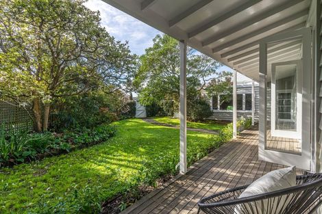 Photo of property in 12 Midway Avenue, Castor Bay, Auckland, 0620