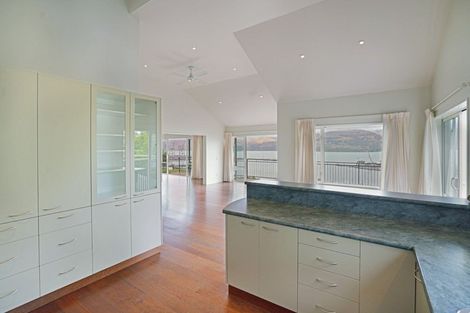 Photo of property in 9 Dudley Road, Lyttelton, 8082