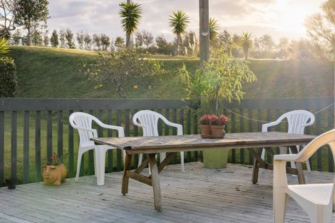 Photo of property in 117 Athenree Road, Athenree, Katikati, 3177