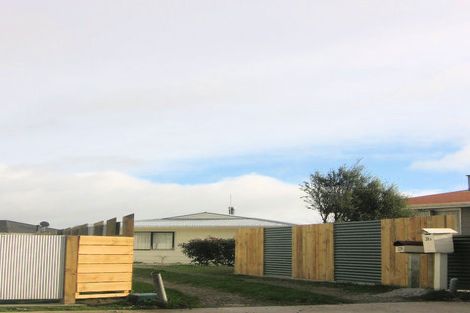 Photo of property in 28b Chelmarsh Place, Highbury, Palmerston North, 4412