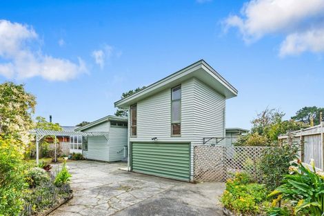 Photo of property in 42 Clifton Terrace, Fitzherbert, Palmerston North, 4410