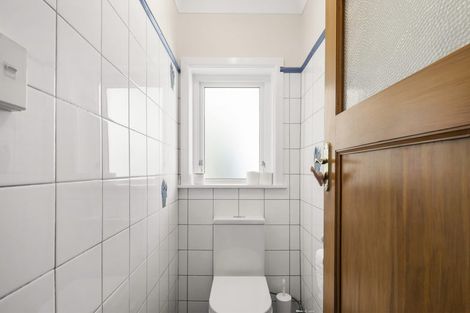 Photo of property in Winslow Apartments, 5/2 Ohiro Road, Aro Valley, Wellington, 6021