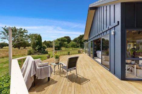 Photo of property in 115a Arcus Road, Te Horo, Otaki, 5582