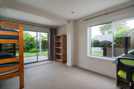 Photo of property in 2 Mccauley Grove, Hilltop, Taupo, 3330