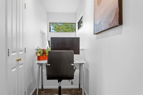 Photo of property in 124 Springfield Road, St Albans, Christchurch, 8014