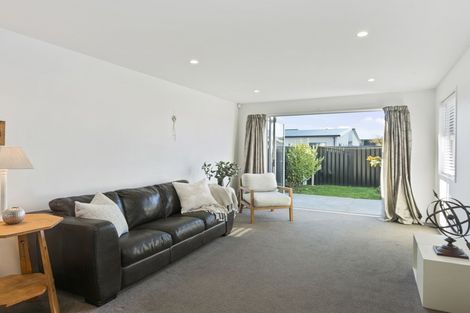 Photo of property in 42 Caulfield Avenue, Halswell, Christchurch, 8025
