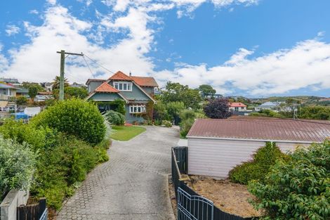 Photo of property in 18 Ure Street, South Hill, Oamaru, 9400
