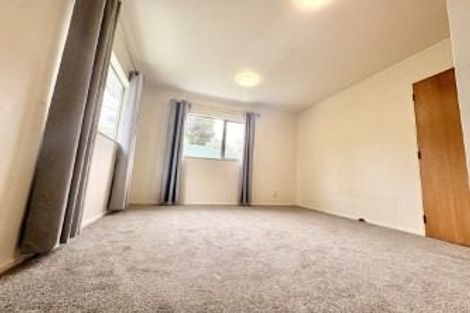 Photo of property in 2/8 Fitzwilliam Drive, Torbay, Auckland, 0630
