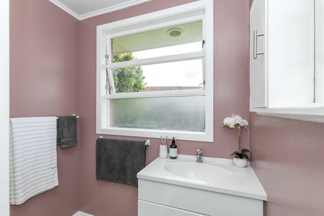 Photo of property in 8 Lugton Street, Nawton, Hamilton, 3200