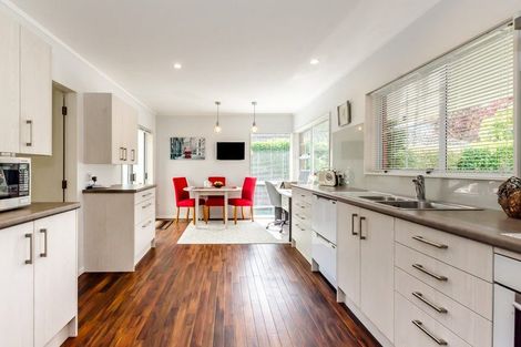 Photo of property in 26 Awanui Drive, Waikanae, 5036