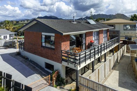 Photo of property in 10 Adela Stewart Drive West, Athenree, Katikati, 3177