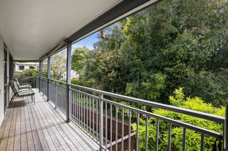 Photo of property in 2/47 Glencoe Road, Browns Bay, Auckland, 0630