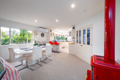 Photo of property in 78a Staveley Street, Avonhead, Christchurch, 8042