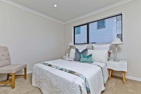 Photo of property in 30 Para Close, Fairview Heights, Auckland, 0632