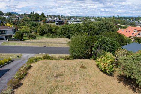 Photo of property in 16 Harvey Street, Waipahihi, Taupo, 3330