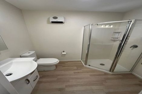 Photo of property in 51 Thurleigh Grove, Karori, Wellington, 6012