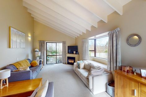 Photo of property in 51 David Crescent, Karori, Wellington, 6012