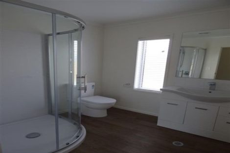 Photo of property in 3/28 Heath Street, Saint Andrews, Hamilton, 3200