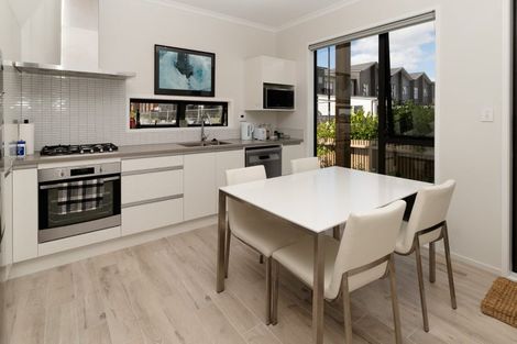 Photo of property in 50 Pukewhero Rise, Westgate, Auckland, 0614