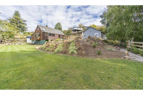 Photo of property in 7 Kamaka Crescent, Bridge Hill, Alexandra, 9320