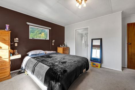 Photo of property in 13 Regan Street, Stratford, 4332