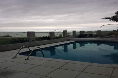 Photo of property in 37 St Annes Crescent, Wattle Downs, Auckland, 2103