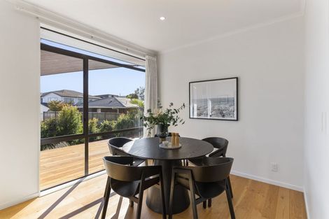 Photo of property in 11c Glendhu Road, Bayview, Auckland, 0629