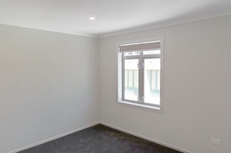 Photo of property in 3 John Reynolds Square, Hutt Central, Lower Hutt, 5010