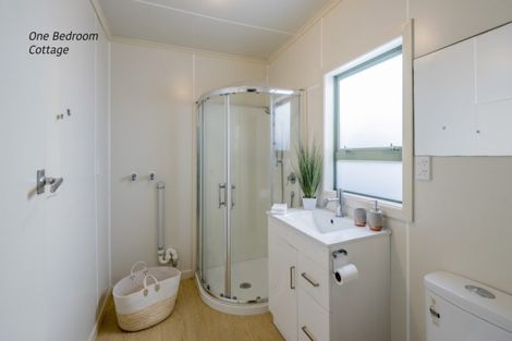 Photo of property in 31 Kapiti Lane, Otaki Beach, Otaki, 5512