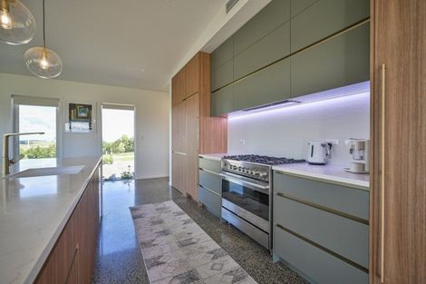 Photo of property in 2658 Taihape Road, Sherenden, Hastings, 4179