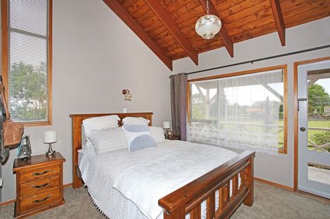 Photo of property in 214 Razorback Road, Bombay, Pokeno, 2472