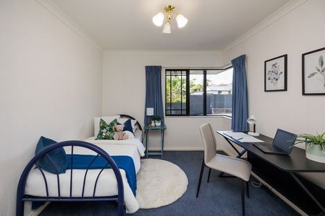 Photo of property in 12 Franklin Avenue, Hokowhitu, Palmerston North, 4410