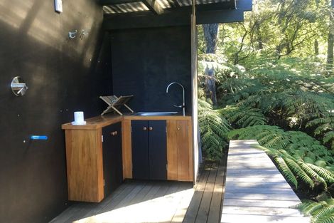 Photo of property in 455 Tuateawa Road, Tuateawa, Coromandel, 3583