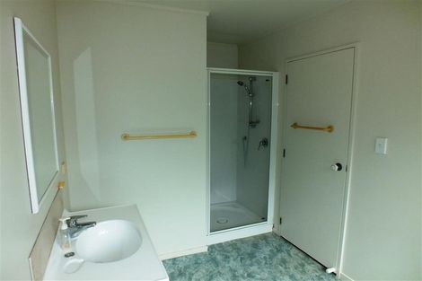 Photo of property in 1/1 Langton Road, Stanmore Bay, Whangaparaoa, 0932