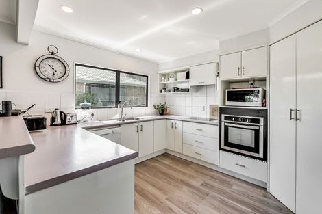 Photo of property in 43 Western Heights Drive, Western Heights, Hamilton, 3200