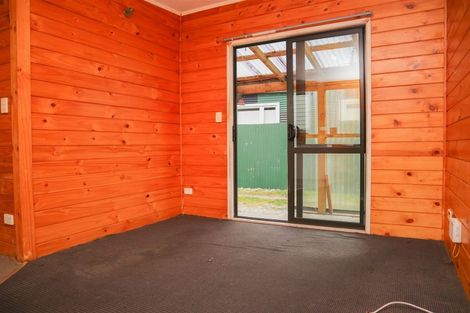 Photo of property in 11 Thompson Street, Greymouth, 7805