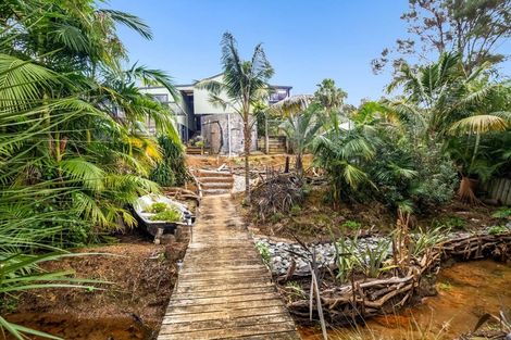 Photo of property in 54 Powells Road, Cable Bay, 0420