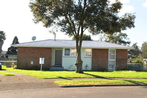 Photo of property in 43 Chadwick Crescent, Mangere East, Auckland, 2024
