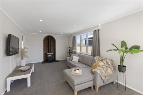 Photo of property in 21 Elizabeth Street, Moera, Lower Hutt, 5010