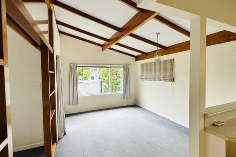 Photo of property in 7 Tuirau Place, Ilam, Christchurch, 8041