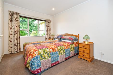 Photo of property in 15 Len Garlick Place, Pahurehure, Papakura, 2113