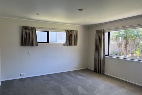 Photo of property in 55 Meadowvale Avenue, Forrest Hill, Auckland, 0620